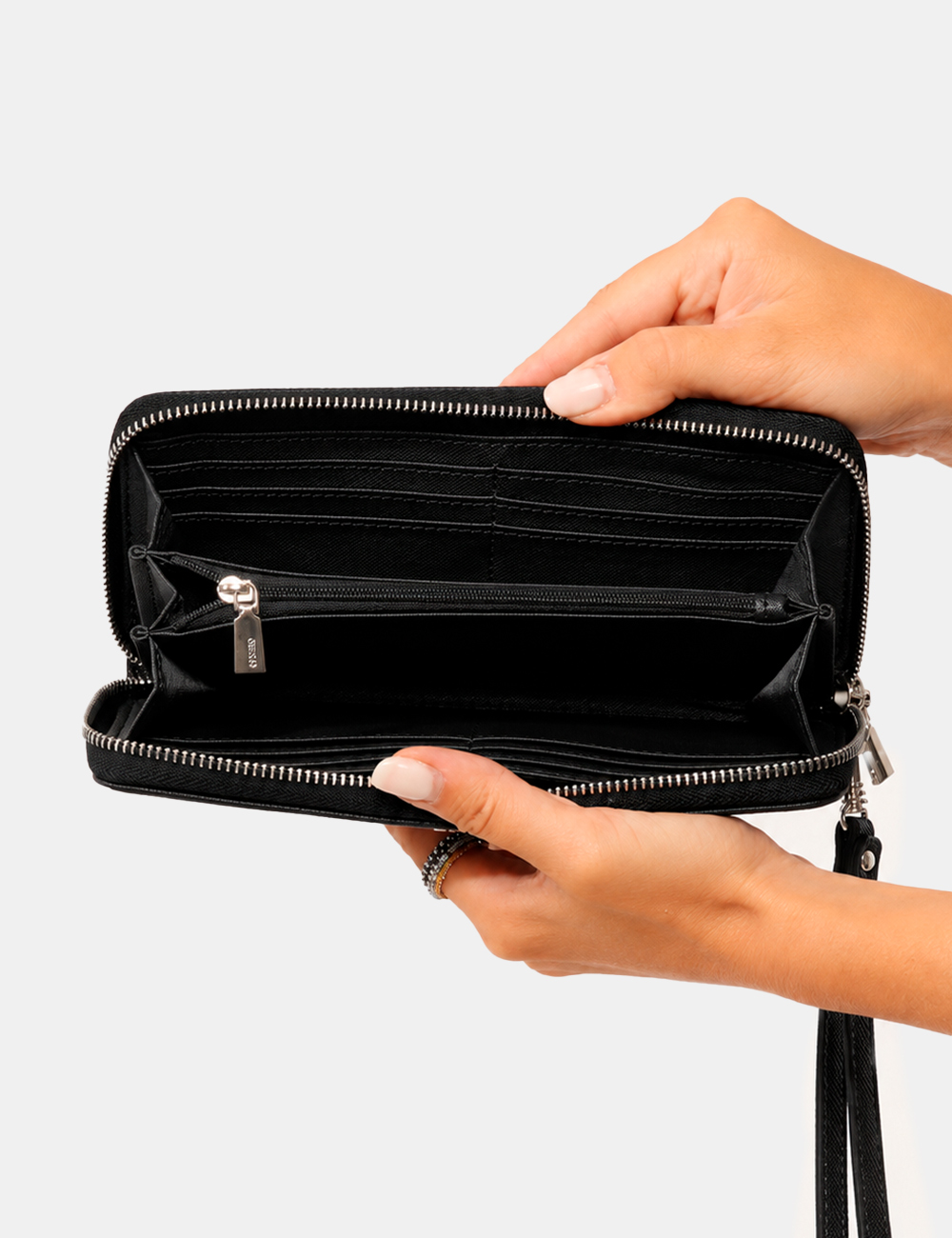 SWZG74-59146-OA_BLACK_AI25_2 Portafoglio Guess Nero - Portafoglio GUESS Nero da donna Il Portafoglio GUESS Nero da donna è un accessorio elegante e funzi