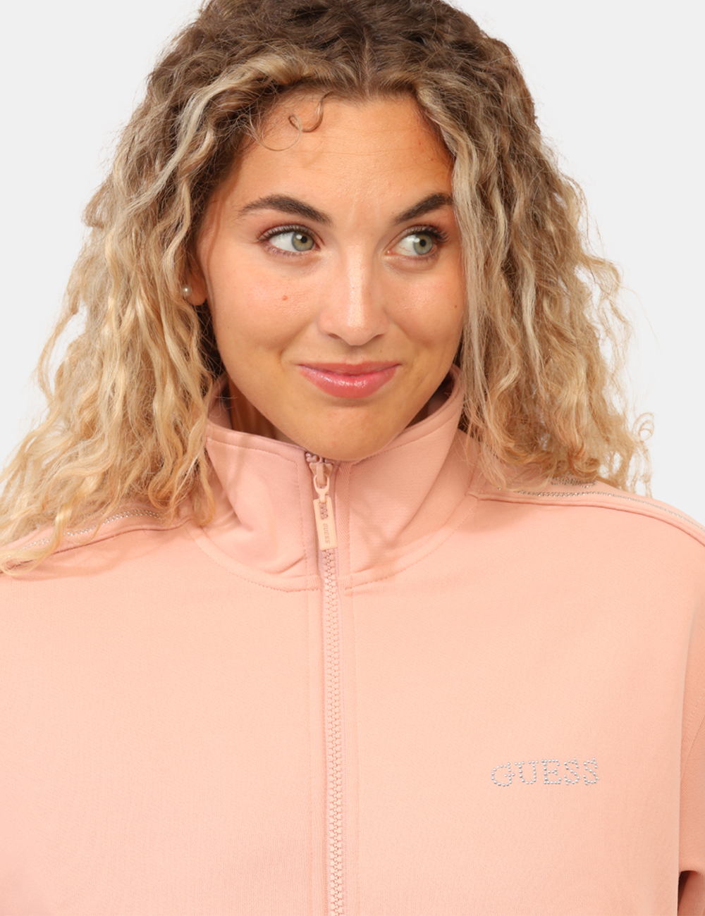 V5BQ15-KCX22-SC_ROSE-BLISS_AI26_4 Felpa Guess Rosa - Felpa Guess Rosa da donna La Felpa GUESS Rosa da donna è un capo casual e femminile, pensato per aggiunge