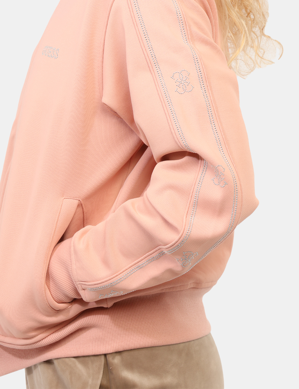 V5BQ15-KCX22-SC_ROSE-BLISS_AI26_5 Felpa Guess Rosa - Felpa Guess Rosa da donna La Felpa GUESS Rosa da donna è un capo casual e femminile, pensato per aggiunge