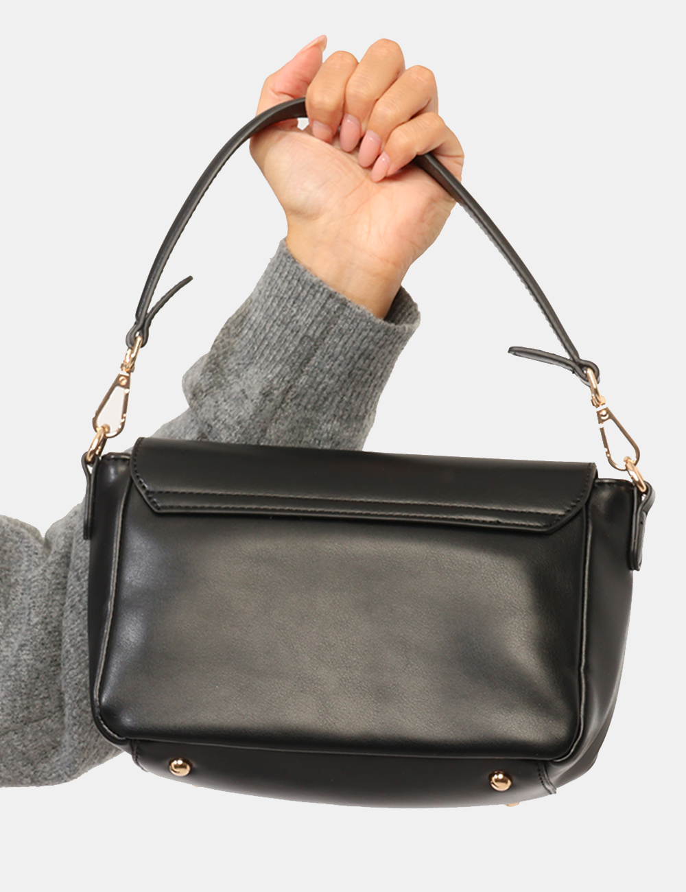 W015-AP00_NERO_AI26_4 Borsa Yes Zee Nera - Borsa YES ZEE Ner da donna La Borsa YES ZEE Nera da donna è un accessorio compatto e versatile, ideale