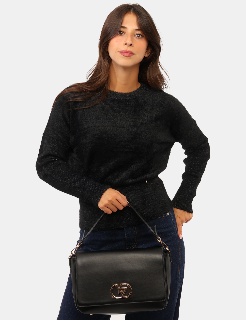 W016-AP00_NERO_AI26_1 Borsa Yes Zee Nera - Borsa YES ZEE Nera da donna La Borsa YES ZEE Nera da donna è un accessorio versatile e femminile, pensa