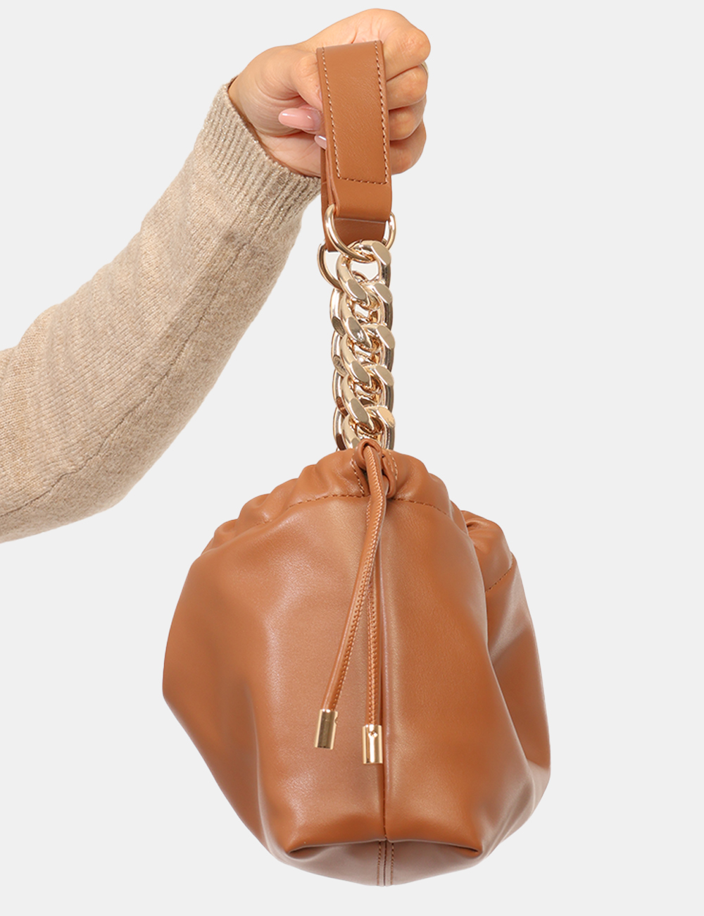 W020-AP00_COGNAC_AI26_5 Borsa Yes Zee Marrone - Borsa YES ZEE Marrone da donna La Borsa YES ZEE Marrone da donna è un accessorio femminile e versati