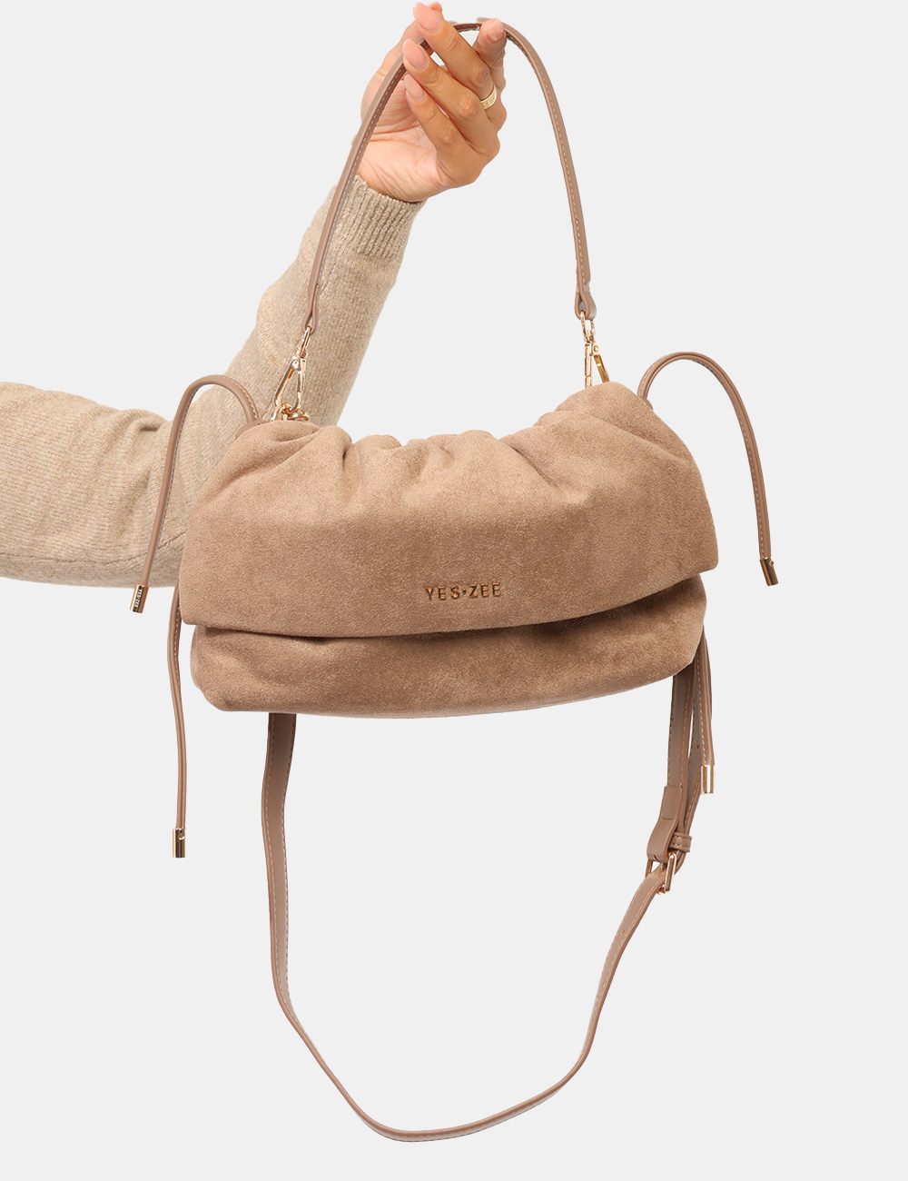W022-AR00_TORTORA_AI26_5 Borsa Yes Zee Marrone - Borsa YES ZEE Marrone da donna La Borsa YES ZEE Marrone da donna è un accessorio versatile e contemp