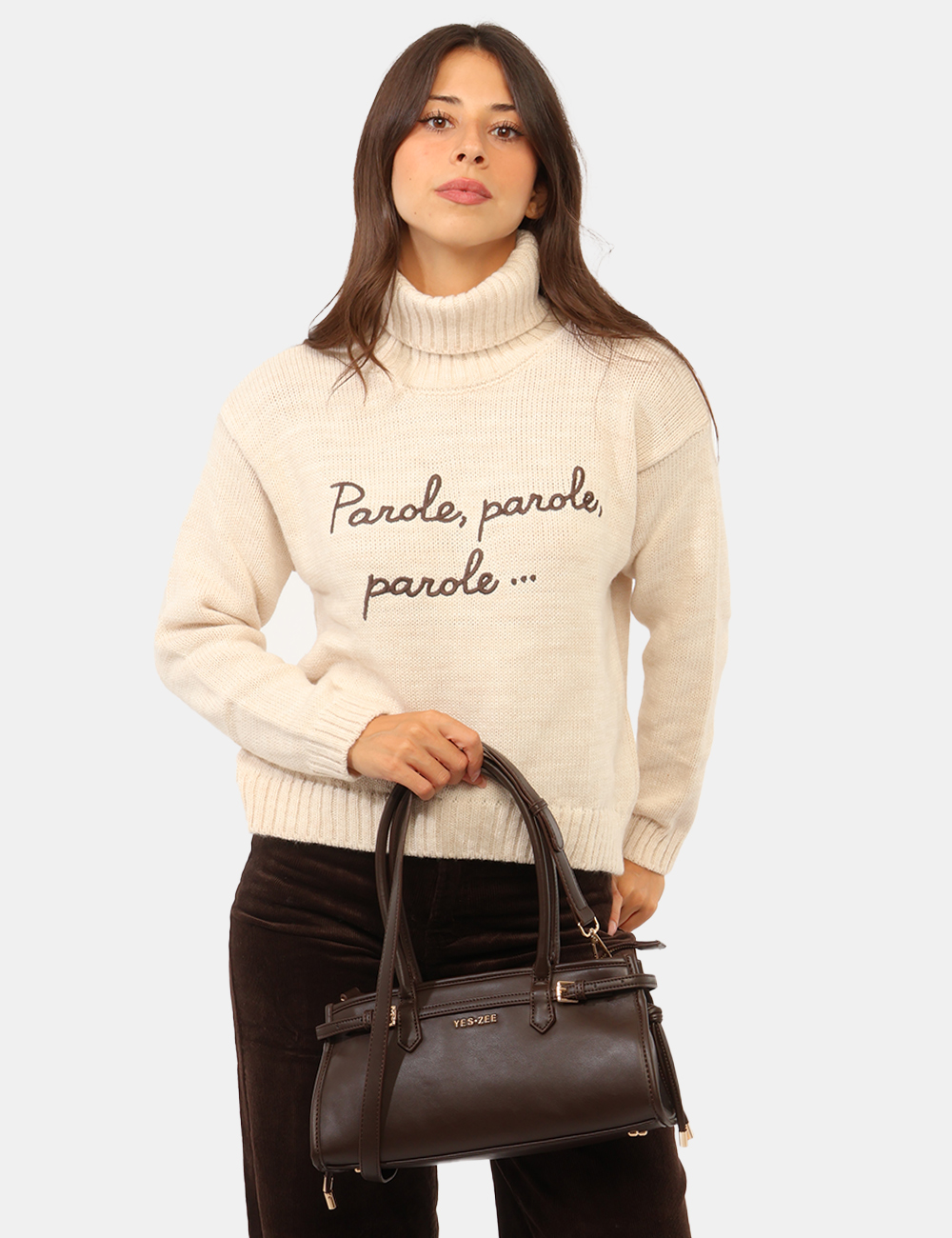 W023-AP00_MORO_AI26_1 Borsa Yes Zee Marrone - Borsa YES ZEE Marrone da donna La Borsa YES ZEE Marrone da donna è un accessorio versatile e femmini