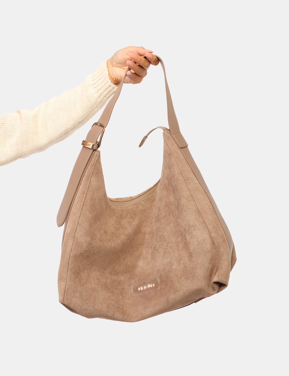 W033-AR00_TORTORA_AI26_5 Borsa Yes Zee Marrone - Borsa YES ZEE Marrone da donna La Borsa YES ZEE Marrone da donna è un accessorio versatile dal desig