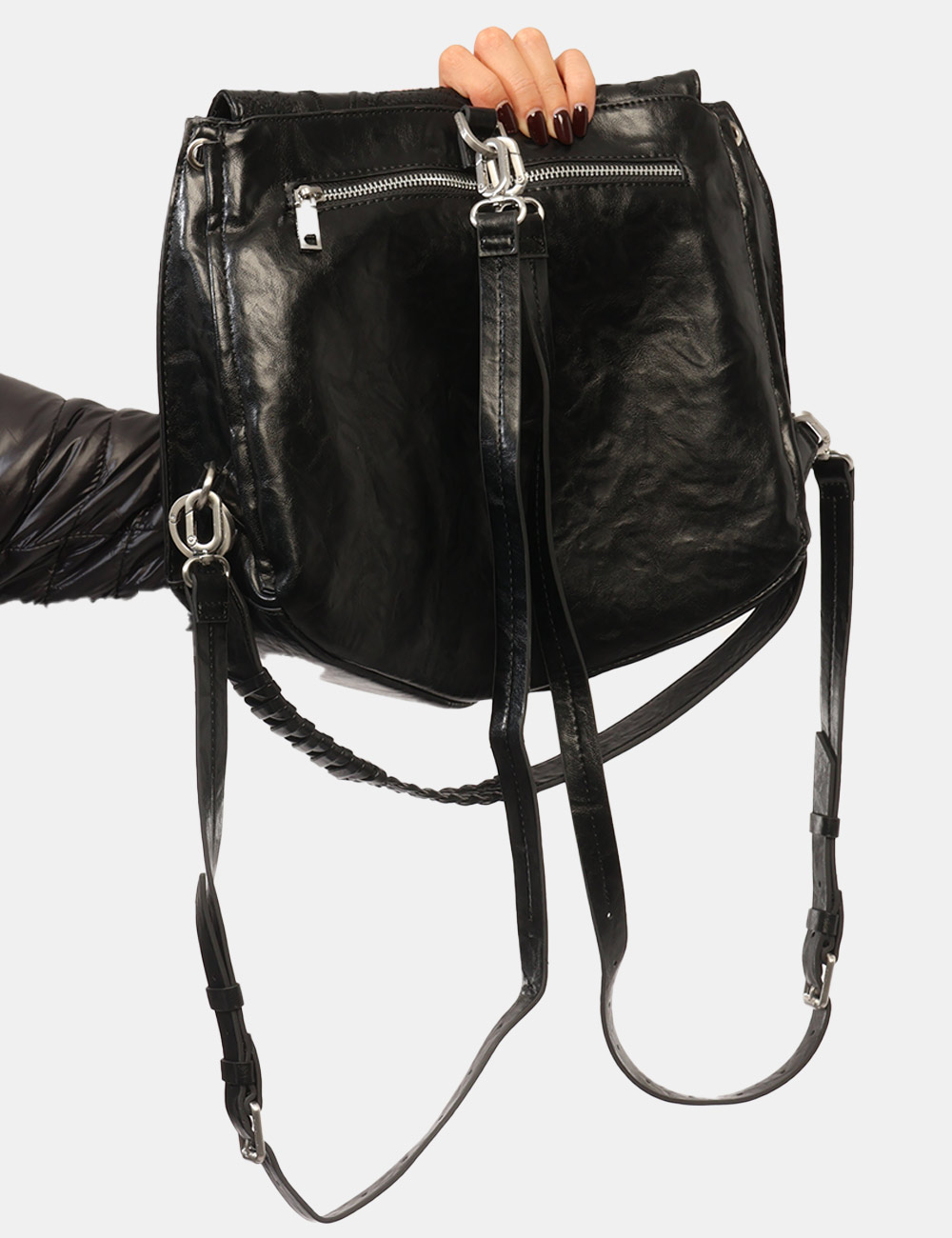 Zaino Desigual Nero - Zaino DESIGUAL Nero da donna Lo Zaino DESIGUAL Nero da donna è un accessorio versatile e contemporaneo