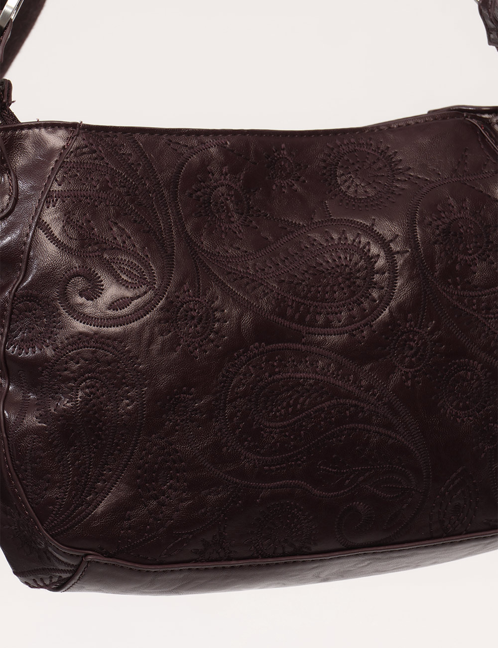 Borsa Desigual Viola - Borsa DESIGUAL Viola da donna La Borsa DESIGUAL Viola da donna è un accessorio originale e contempora