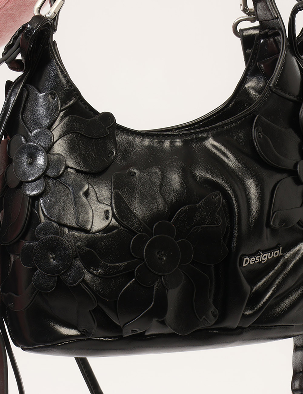 Borsa Desigual Nera - Borsa DESIGUAL Nera da donna La Borsa DESIGUAL Nera da donna è un accessorio compatto e versatile, pen