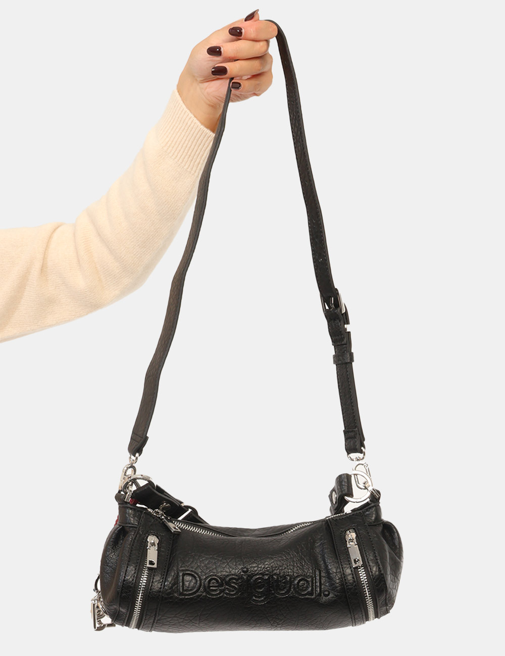 Borsa Desigual Nera - Borsa DESIGUAL Ner da donna La Borsa DESIGUAL Nera da donna è un accessorio compatto e contemporaneo,