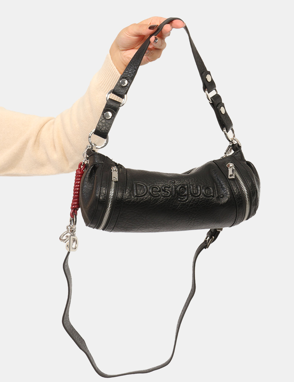 Borsa Desigual Nera - Borsa DESIGUAL Ner da donna La Borsa DESIGUAL Nera da donna è un accessorio compatto e contemporaneo,