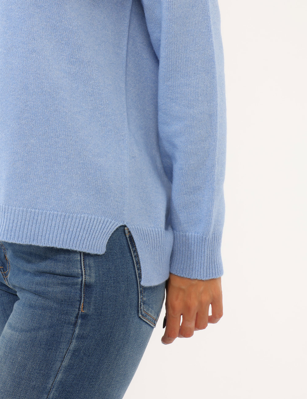 Maglia Rue De Clerie Luxury Azzurra - Maglia RUE DE CLERIE LUXURY Azzurra da donna La Maglia RUE DE CLERIE LUXURY Azzurra da