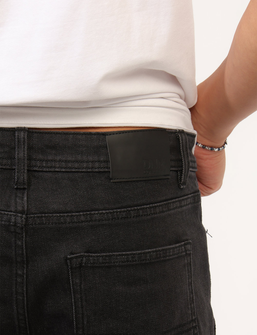 Jeans Prj22. Nero - Jeans PRJ22. Nero da uomo I Jeans PRJ22. Nero da uomo sono una proposta contemporanea pensata per chi ce