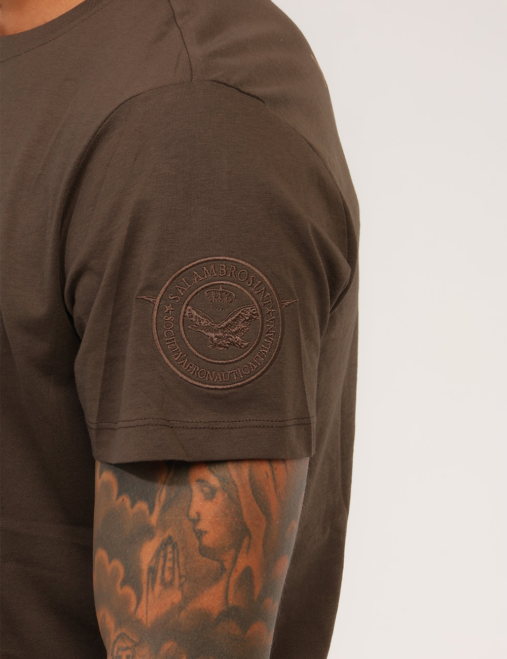 T-shirt Aeronautica Italiana Marrone - T-shirt AERONAUTICA ITALIANA Marrone da uomo La T-shirt AERONAUTICA ITALIANA Marrone