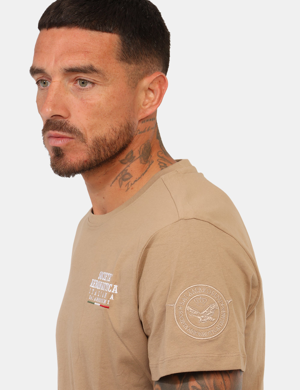 T-shirt Aeronautica Italiana Beige - T-shirt AERONAUTICA ITALIANA Beige da uomo La T-shirt AERONAUTICA ITALIANA Beige da uom