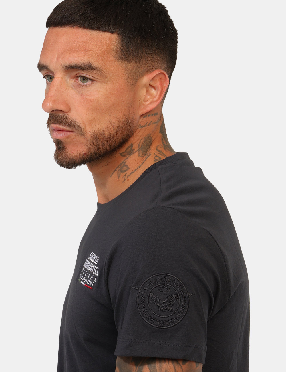 T-shirt Aeronautica Italiana Blu - T-shirt AERONAUTICA ITALIANA Blu da uomo La T-shirt AERONAUTICA ITALIANA Blu da uomo è un
