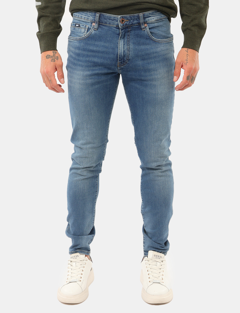 Jeans Gas Azzurro - Jeans GAS Azzurro da UomoI Jeans GAS Azzurro da uomo sono la scelta ideale per chi desidera un capo mode