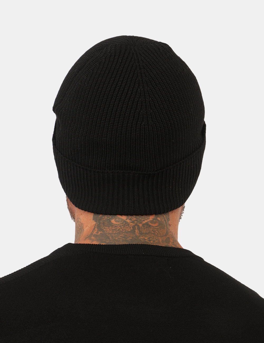 Cappello Suns Nero - Cappello SUNS Nero da uomo Il Cappello SUNS Nero da uomo è un accessorio versatile e contemporaneo, ide