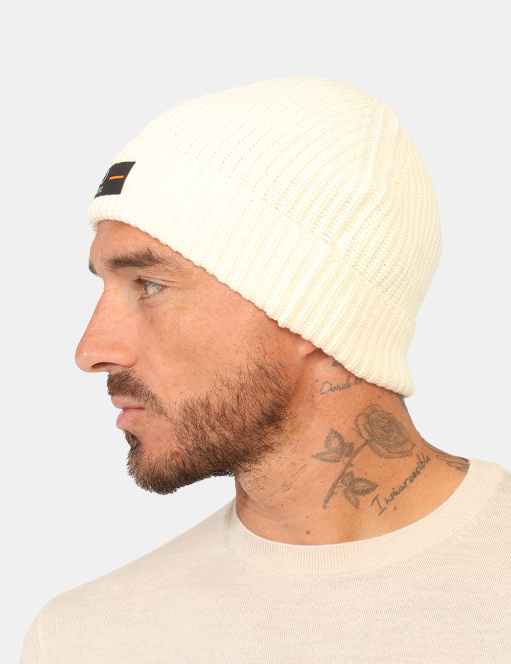 Cappello Suns Bianco - Cappello SUNS Bianco da uomo Il Cappello SUNS Bianco da uomo è un accessorio contemporaneo e versatil