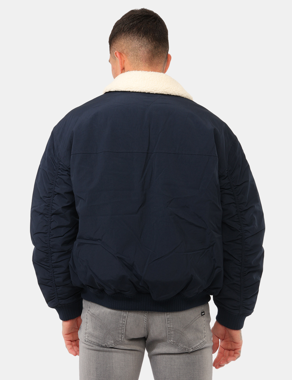 Piumino Tommy Hilfiger Blu - Piumino Tommy Hilfiger Blu da UomoIl Piumino Tommy Hilfiger Blu da uomo è un capospalla dallo s