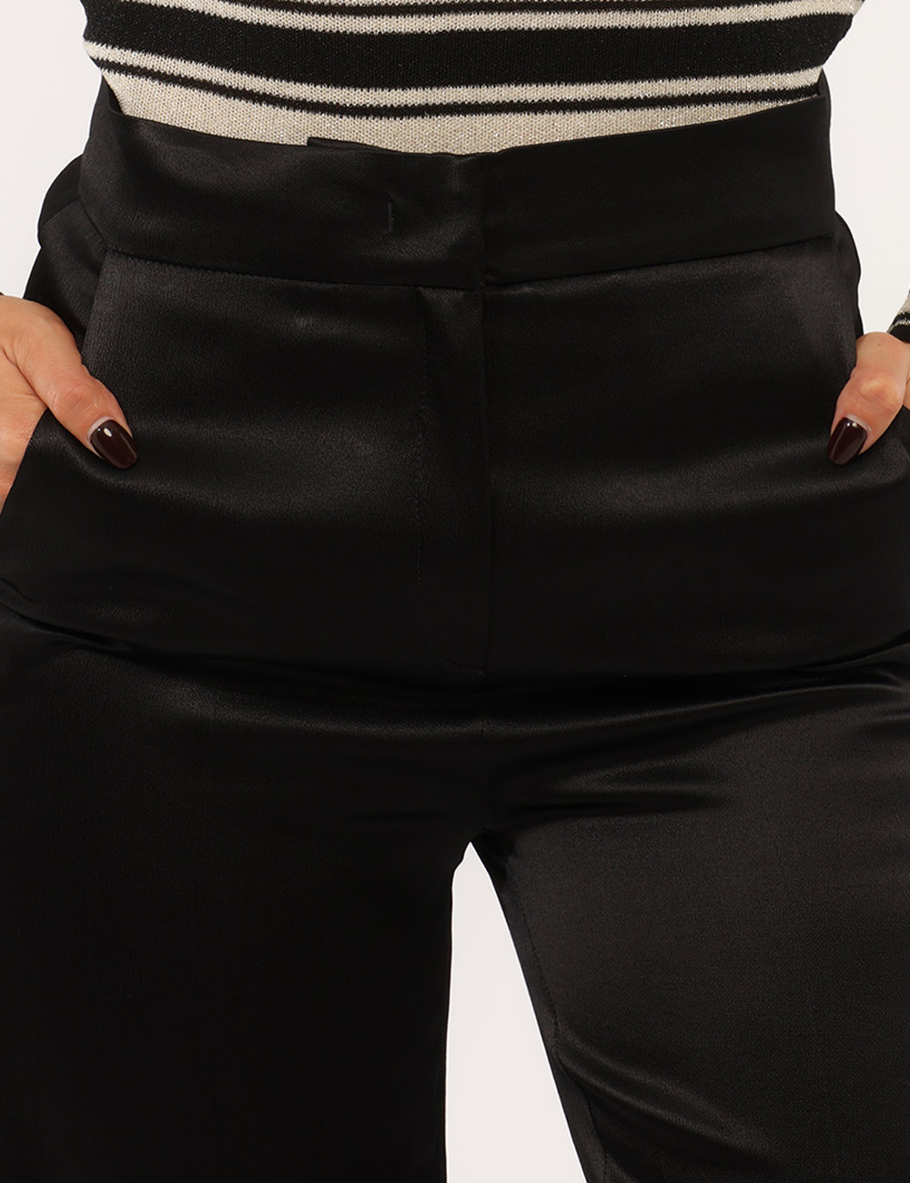 Pantalone Emme Marella Nero - Pantalone EMME MARELLA Nero da donna Il Pantalone EMME MARELLA Nero è un capo femminile elegan