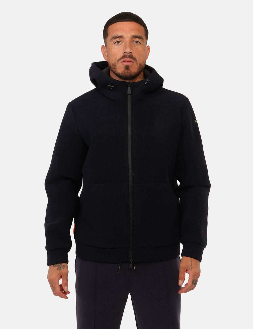 Giacca Suns Blu - Giacca SUNS Blu da uomo La Giacca SUNS Blu da uomo è una proposta versatile e contemporanea, ideale per co