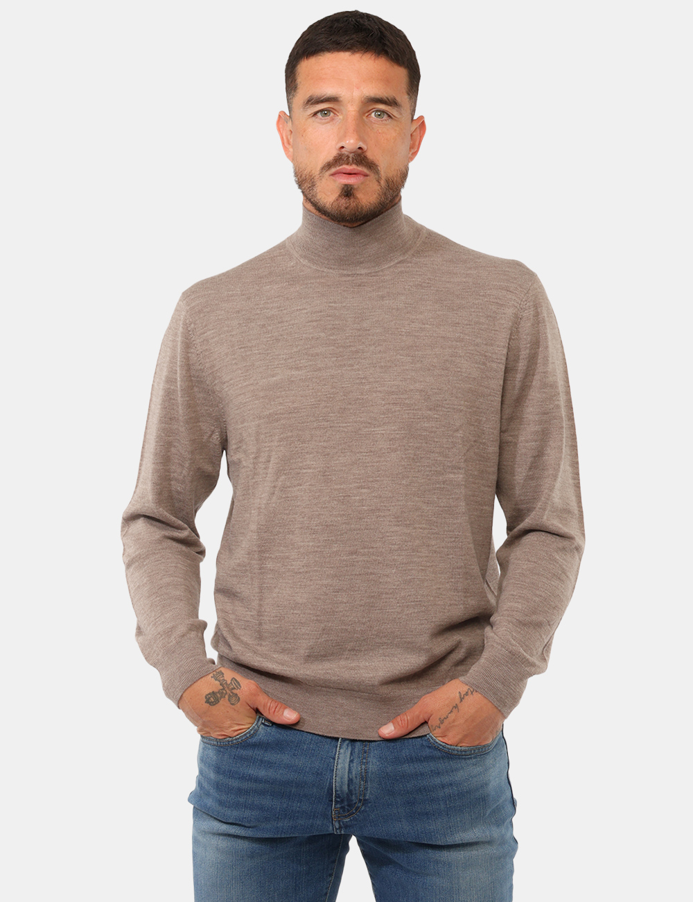 Maglia Gazzarrini Beige - Maglia Gazzarrini Beige da UomoLa Maglia Gazzarrini Beige da uomo è un capo elegante e versatile,