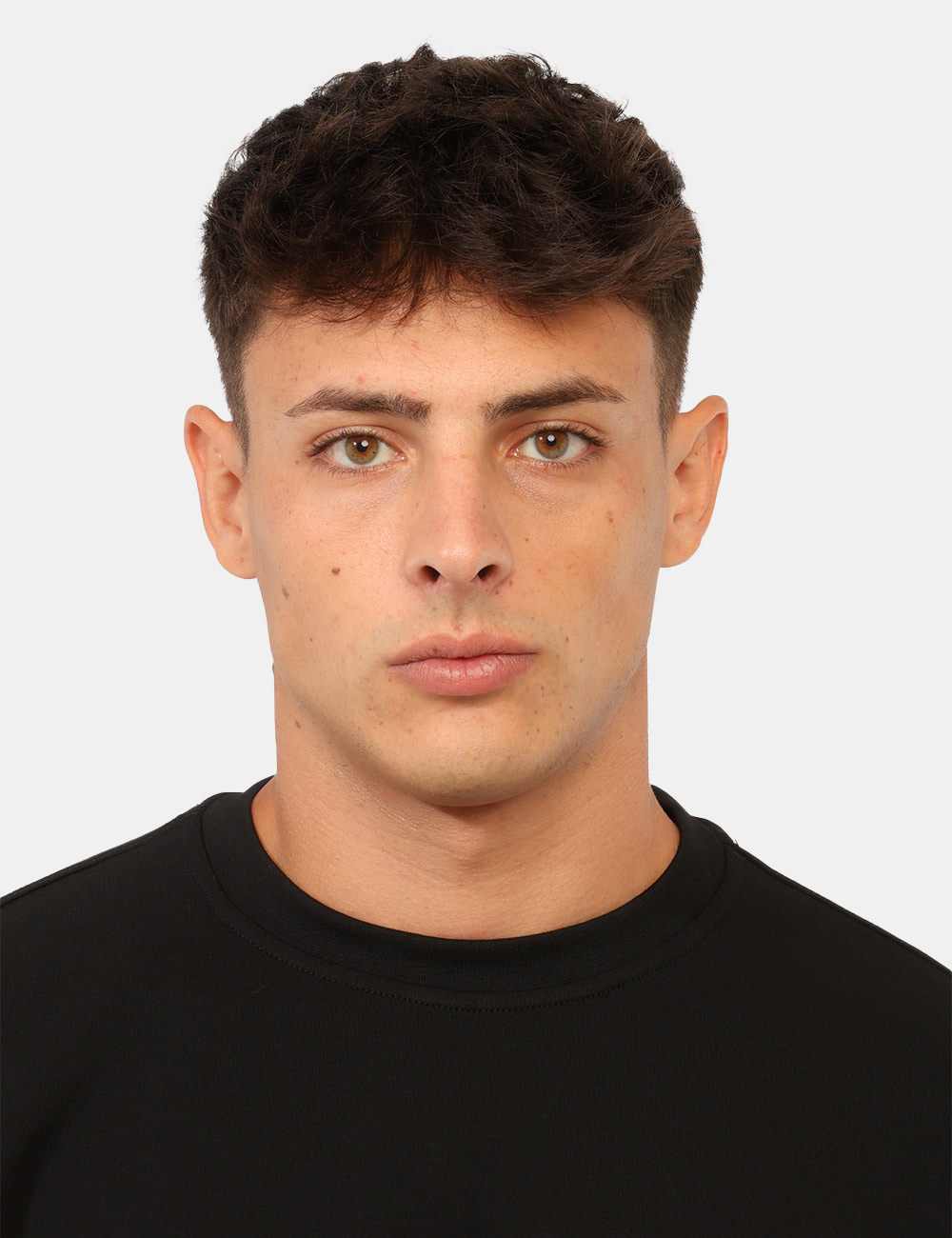 Felpa Antony Morato Nera - Felpa Antony Morato Nera da uomo La Felpa ANTONY MORATO Nera da uomo è un capo casual dal caratte