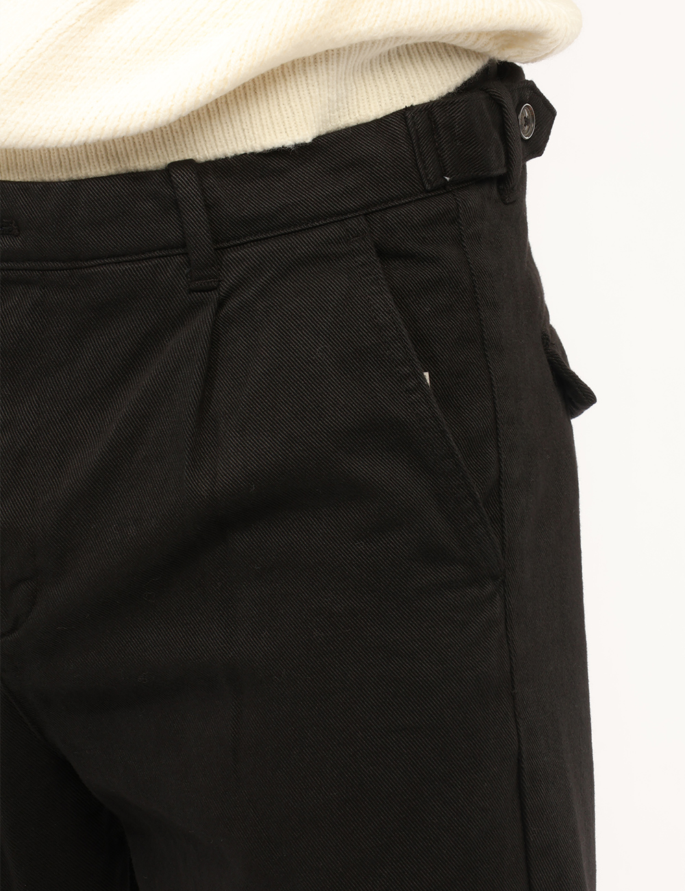 Pantalone Yes Zee Nero - Pantalone YES ZEE Nero da UomoIl Pantalone YES ZEE Nero da uomo è un capo versatile e contemporaneo