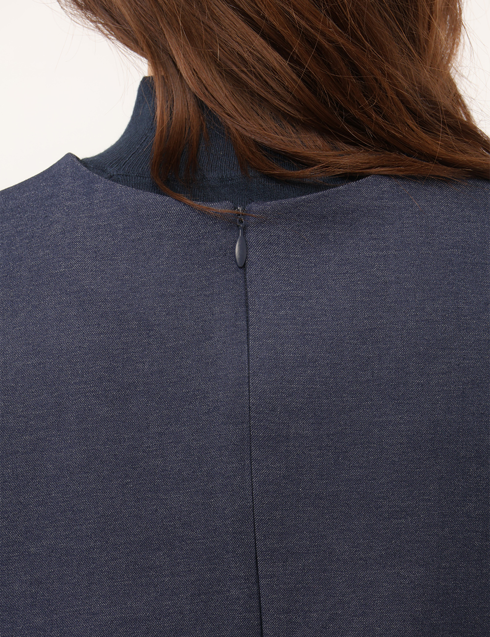 Gilet Rue De Clerie Blu - Gilet Rue De Clerie Blu da DonnaIl Gilet RUE DE CLERIE Blu da donna è un capo elegante e versatile