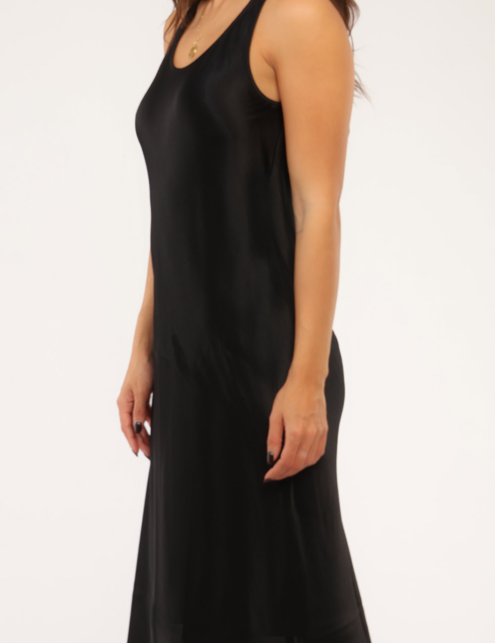 Vestito Emme Marella Nero - Vestito EMME MARELLA Nero da donna Il Vestito EMME MARELLA Nero è un capo femminile elegante e v