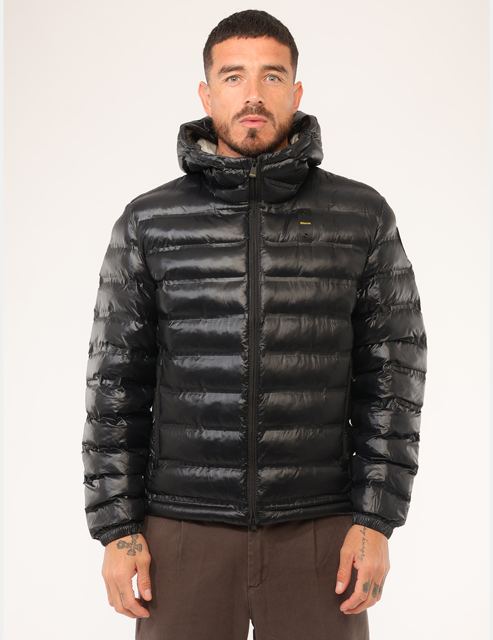 Piumino Blauer Nero - Piumino Blauer Nero da uomoIl Piumino Blauer Nero da uomo è un capospalla moderno e versatile, perfett