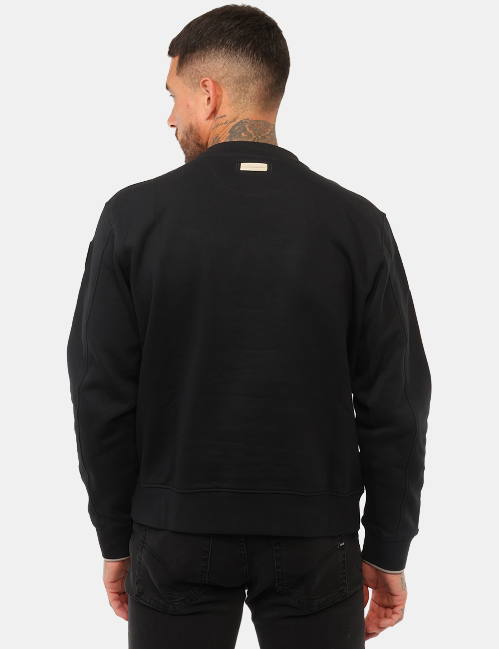 Felpa Blauer Blu - Felpa Blauer Blu da uomoLa Felpa Blauer Blu da uomo è un capo versatile e confortevole, perfetto per affr