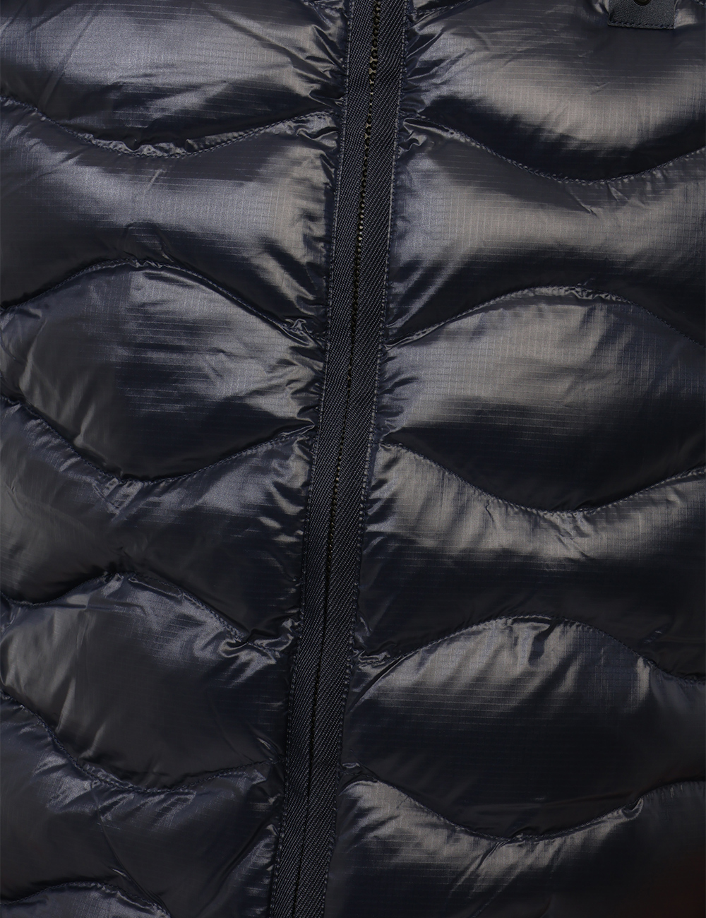 Piumino Blauer Blu - Piumino Blauer Blu da uomoIl Piumino Blauer Blu da uomo è un capospalla versatile e contemporaneo, idea